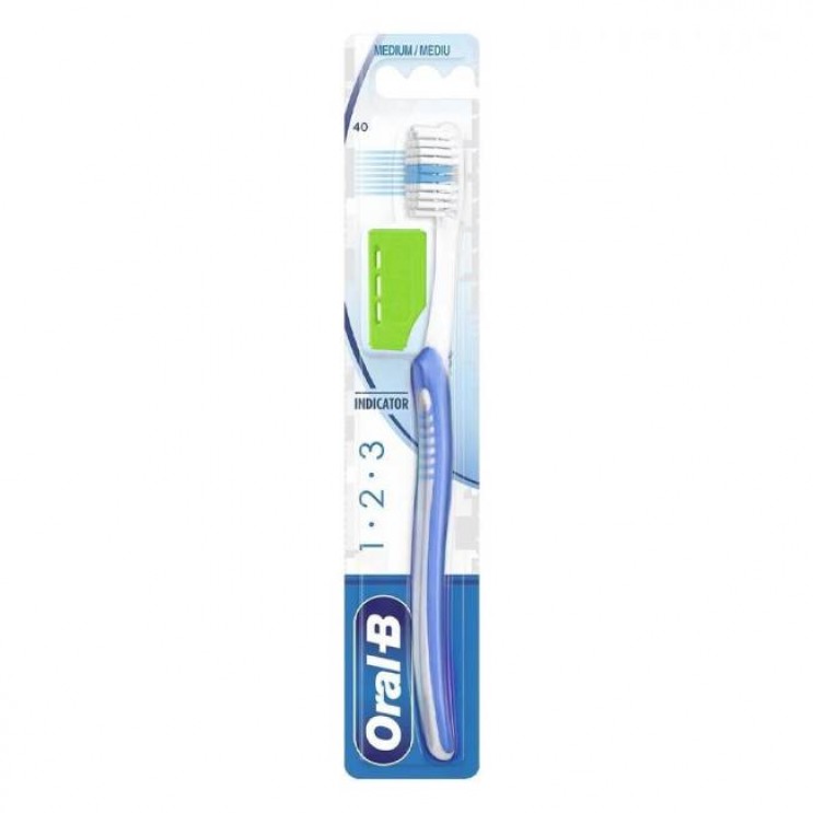 Oral-B Toothbrush 1-2-3 Indicator Medium 40, 1τμχ | Οδοντόβουρτσα Χειρός Μέτρια Εργονομικά Σχεδιασµένη Λαβή